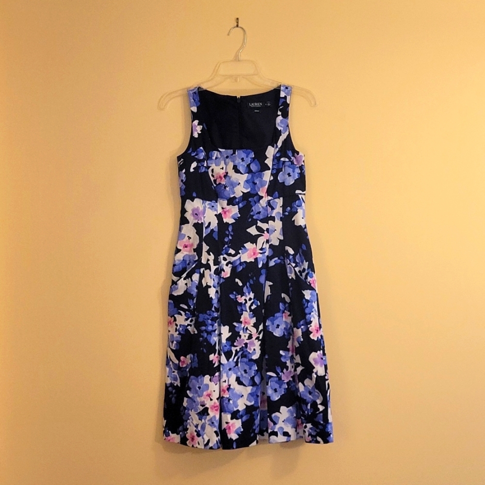 Lauren by Ralph Lauren size 4 floral dress